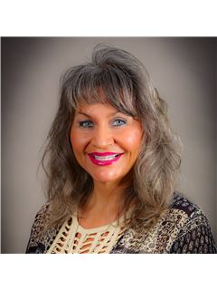 Nina Cataldo - RE/MAX Integrity