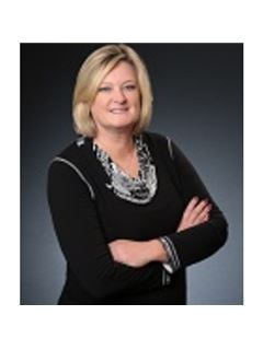 Stacie Loders - RE/MAX Advantage Group