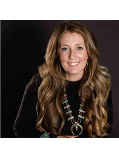 Samantha Mundell - RE/MAX Centennial