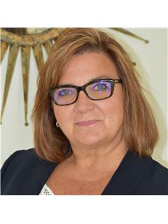 Anne Allen - RE/MAX Elite