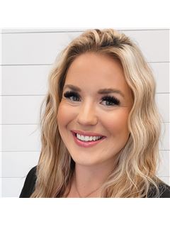 Melissa Ramm - RE/MAX Elite