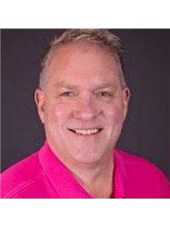 Jay Moore - RE/MAX Exclusive