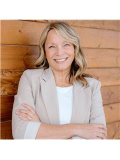 Gina Timmons - RE/MAX Country Real Estate