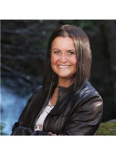 Karyn Brandt Gray - RE/MAX Whatcom County, Inc.