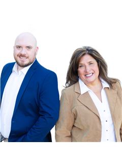Gina Call - RE/MAX Country Real Estate
