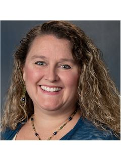 Brandy Hoppins - RE/MAX Integrity