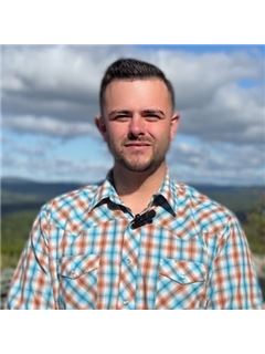Samid Gjonbalaj - RE/MAX Town & Country