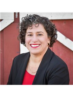 Lanie Bittner - RE/MAX Plus