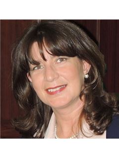 Isabel R. Alves - RE/MAX Town & Country