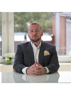 Frank Bergen - RE/MAX Edge Group
