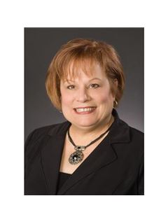 Emily J. Albergo - RE/MAX Realty Group