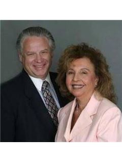 Bill Chavis - RE/MAX Signature Real Estate