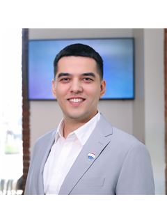 Aziz Sharipov - RE/MAX Edge