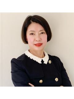 Ellen Ban - RE/MAX 1st Choice