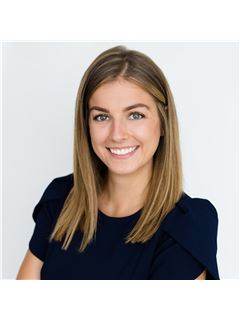 Jacqueline Dombek - RE/MAX Plus