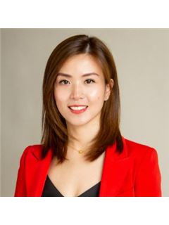 Yen Huang - RE/MAX 1st Choice