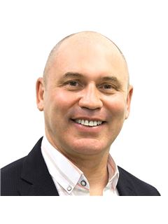 Vladimir Levitan - RE/MAX Edge