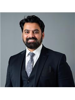 Mohammed Jafor Sadi - RE/MAX LuXe