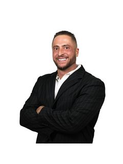 Douglas Puff - RE/MAX Town & Country