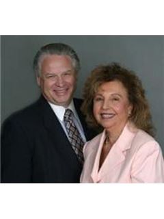 Renee Steinberg - RE/MAX Signature Real Estate