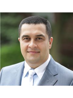 Alexander Mikhaylov - RE/MAX City Square