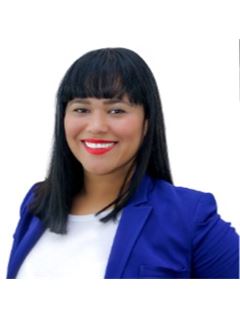 Kasia Hernandez - RE/MAX Town & Country