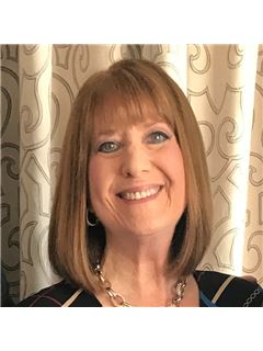 Julie Malsky - RE/MAX Signature Real Estate