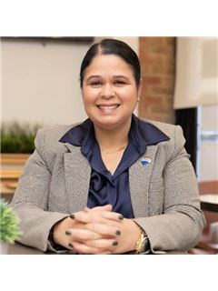 Evelyn Y. Garcia - RE/MAX Edge