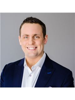 Derek Pino - RE/MAX Realty Group