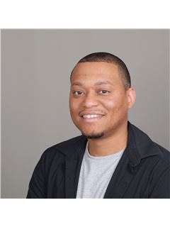 Eric McAllister - RE/MAX Town & Country