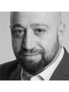 Domenick Cinquemani - RE/MAX Edge Group