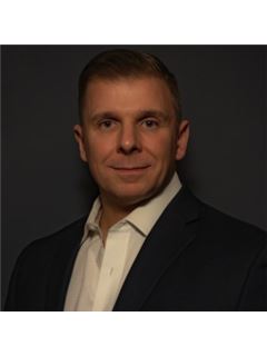 Anthony Lopez - RE/MAX Edge Group
