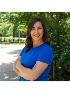 Hollie Sarracino - RE/MAX Results