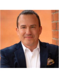 Joseph Lucero - RE/MAX Associates
