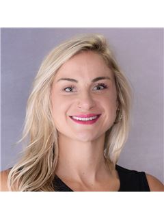Cyra Shelton - RE/MAX Energy