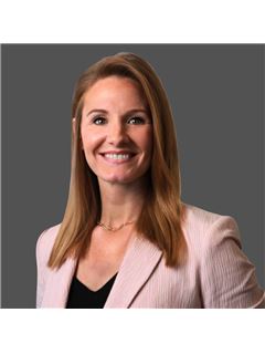 Jennifer Matthews - RE/MAX Associates