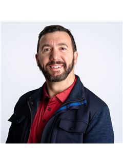 Jake Norton - RE/MAX Associates