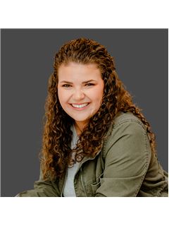 Hannah Roth - RE/MAX Associates