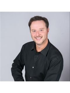 Daniel Kaylor - RE/MAX Town & Country
