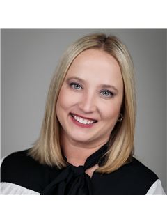 Emily Walter - RE/MAX ELITE