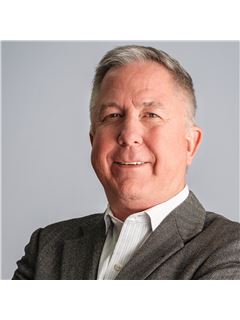 Kevin Wallace - RE/MAX Associates