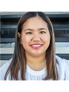 Mary Liannu - RE/MAX Results
