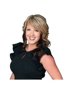 Kimberly Burger - RE/MAX Town & Country