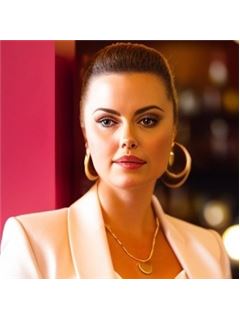 Karina De Los Reyes - RE/MAX Partners