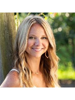 Johnna Harrison - RE/MAX ONE