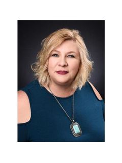 Karee Campo - RE/MAX Crossroads Realty