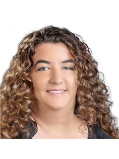Jeannie Kershaw - RE/MAX Crossroads Realty