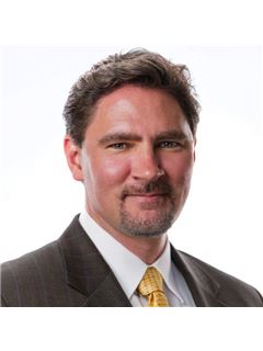 Ryan Hicks - RE/MAX Signature