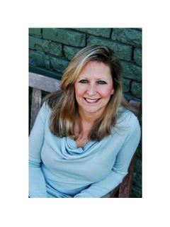 Stacey Abbey - RE/MAX ONE