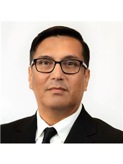 Albert Valdez - RE/MAX Signature